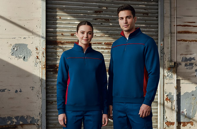 Sweatshirt com meio fecho de correr e desenho Thunder